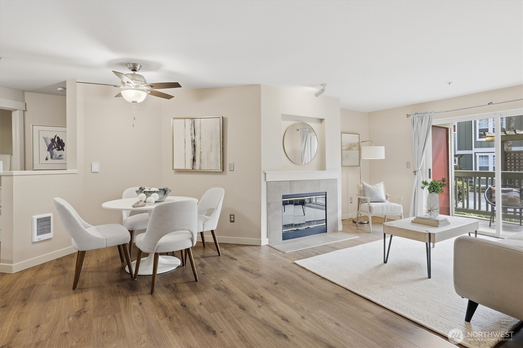 7711 NE 175th Street #C103, Kenmore, WA 98028