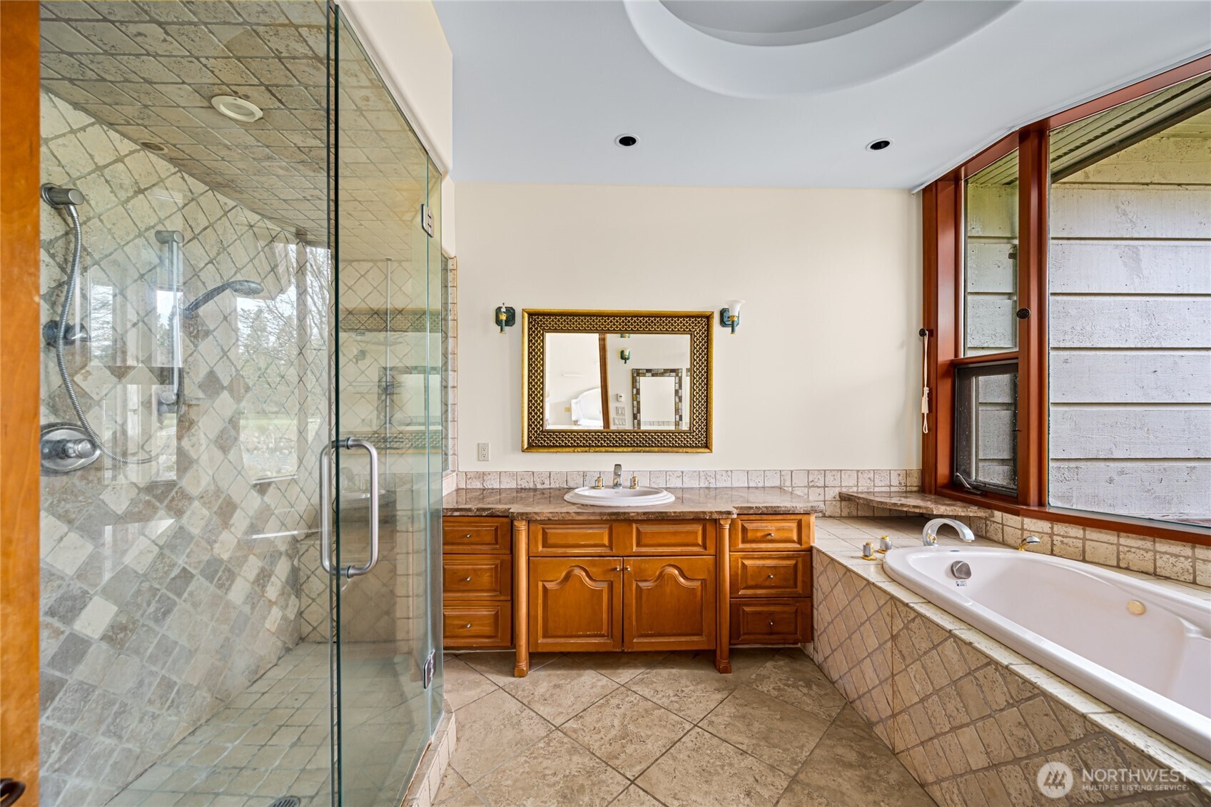 5435 Quail Run , Blaine, WA 98230