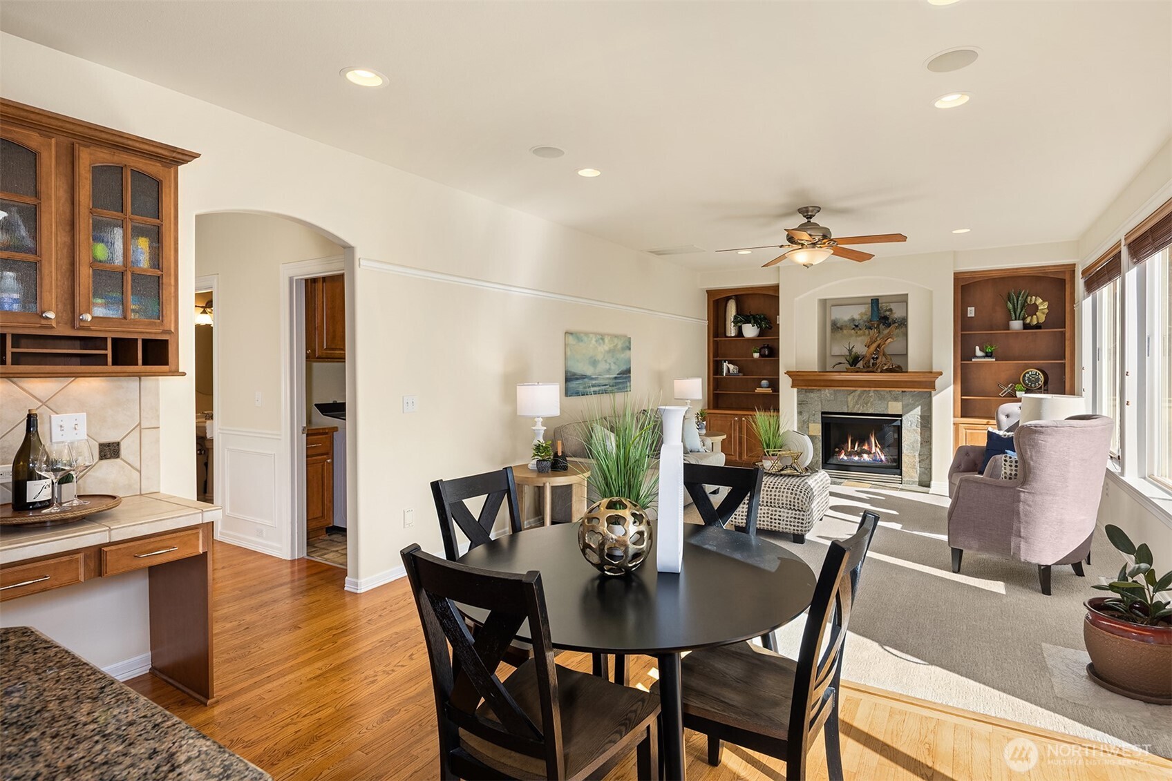 24823 SE 22nd Court , Sammamish, WA 98075