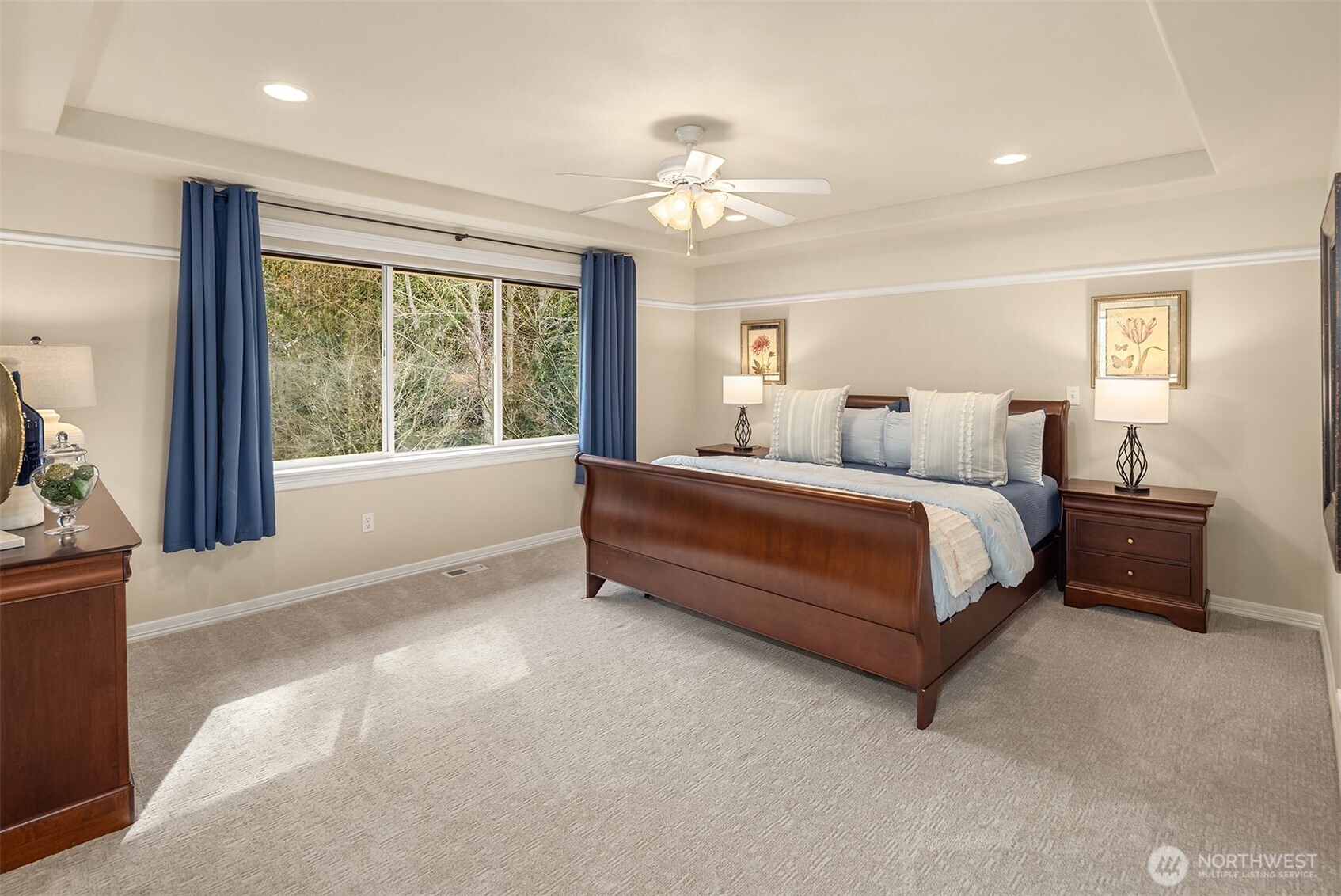 24823 SE 22nd Court , Sammamish, WA 98075