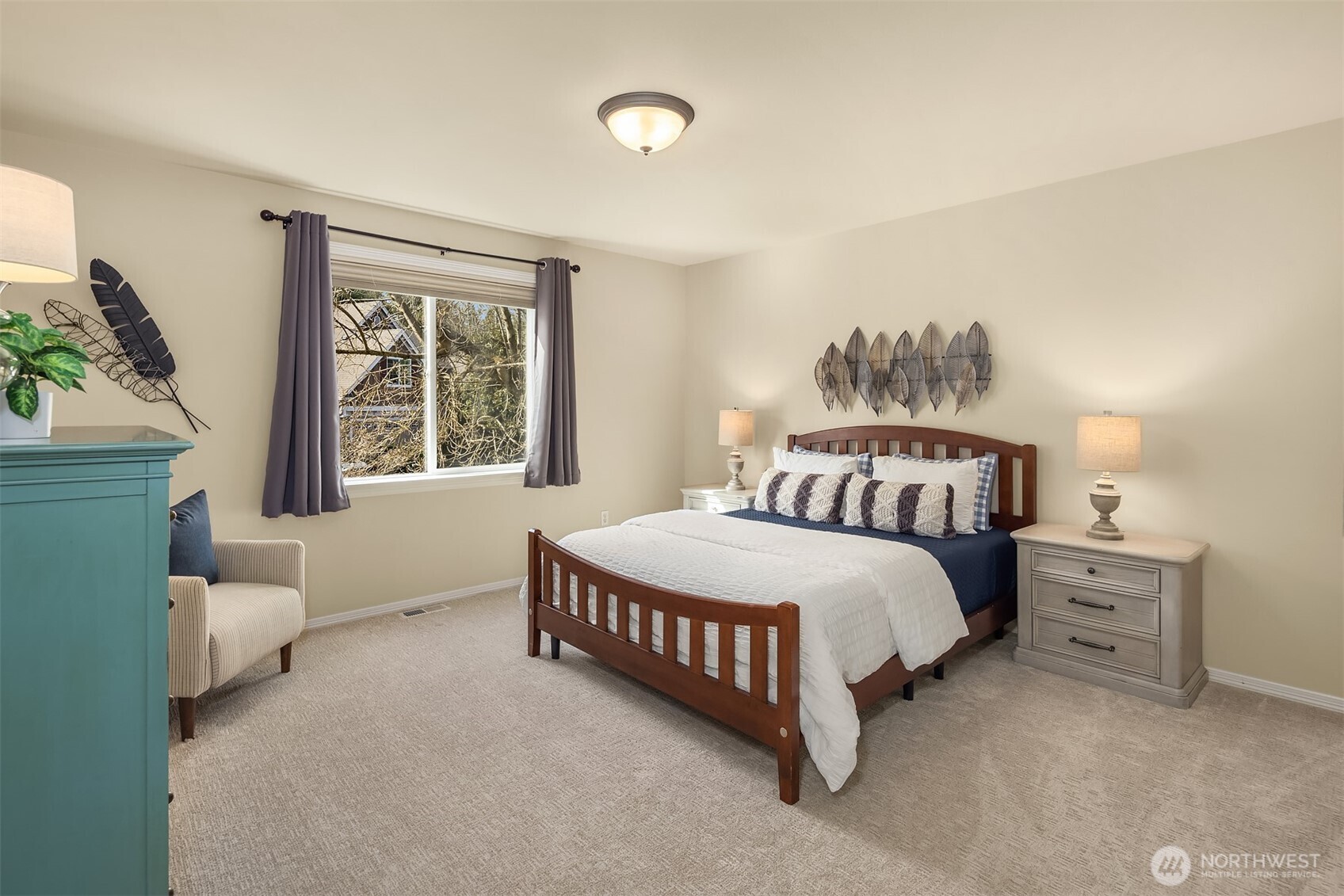 24823 SE 22nd Court , Sammamish, WA 98075