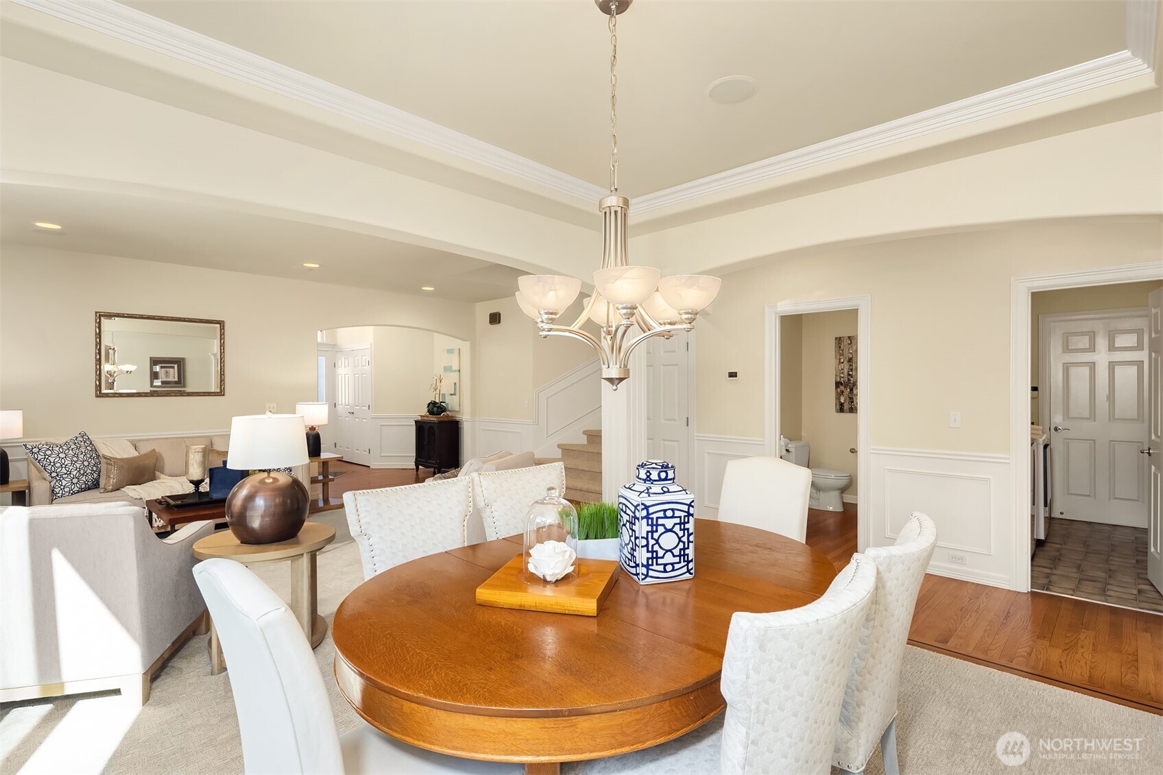 24823 SE 22nd Court , Sammamish, WA 98075