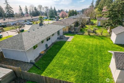 11220 SE 212th Street , Kent, WA 98031-2152 - Photo 2