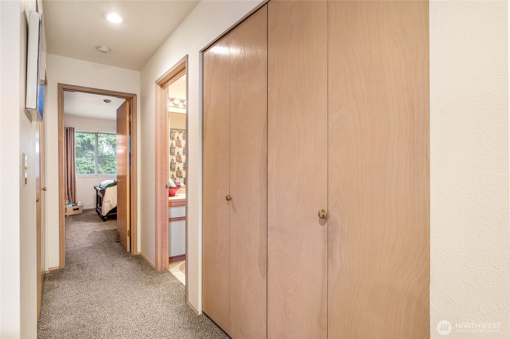 5911 200th Street SW, Lynnwood, WA 98036