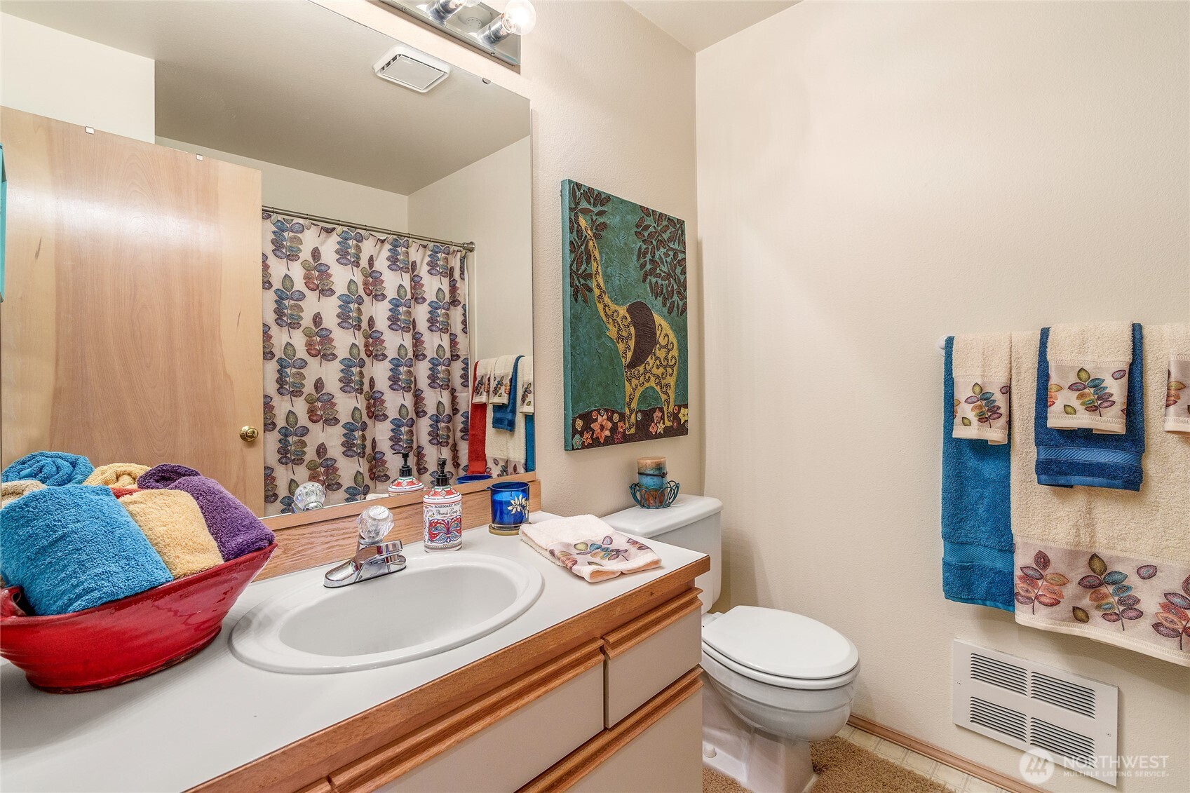 5911 200th Street SW, Lynnwood, WA 98036