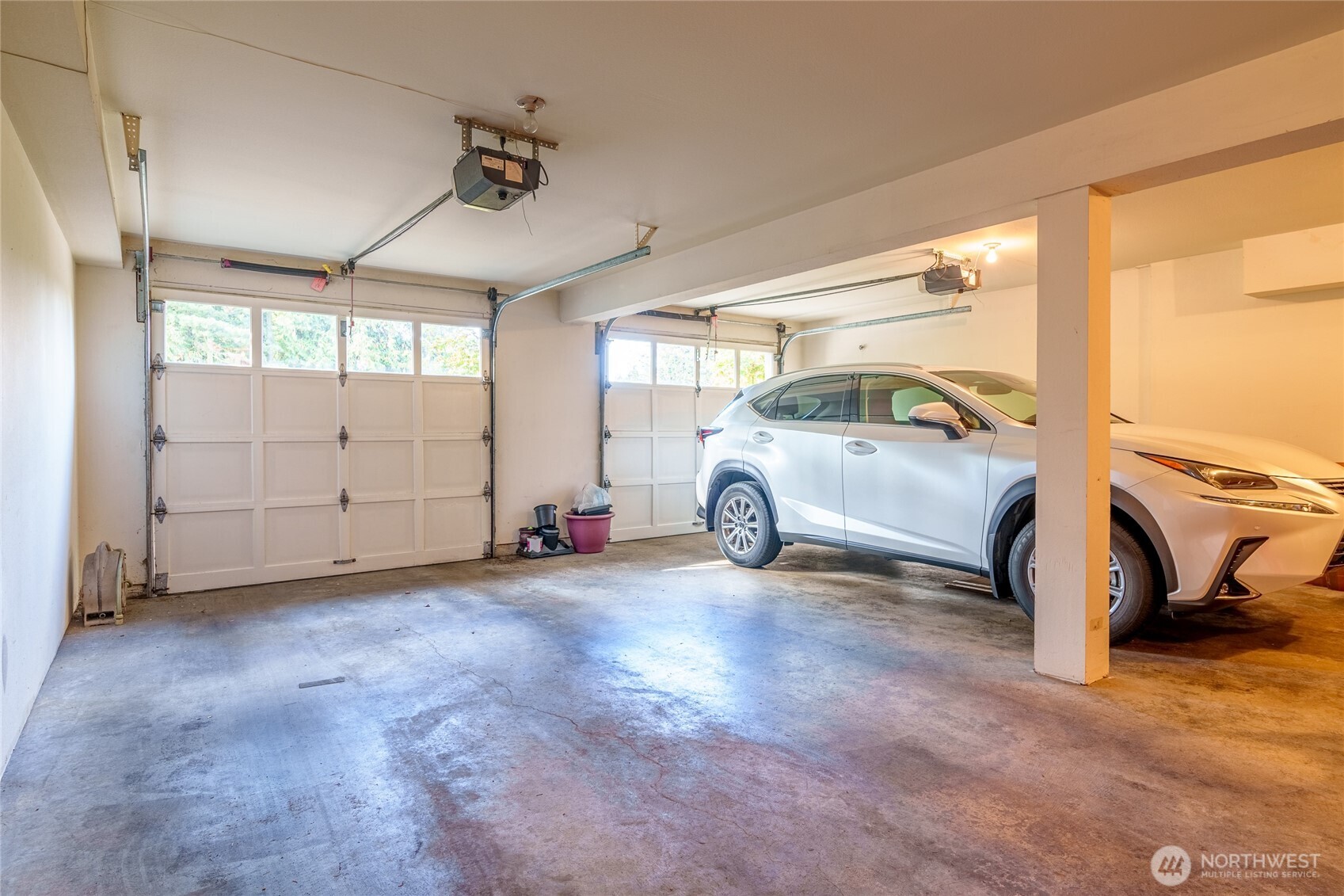 5911 200th Street SW, Lynnwood, WA 98036