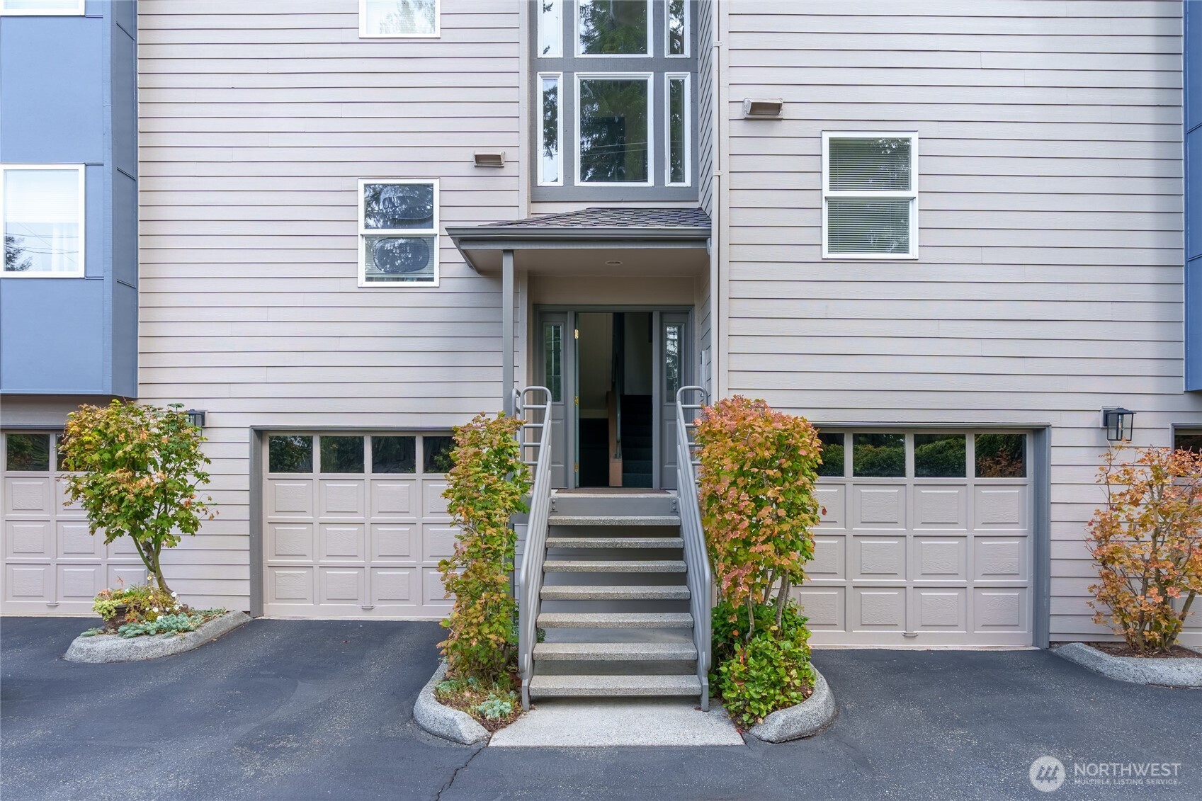 5911 200th Street SW, Lynnwood, WA 98036