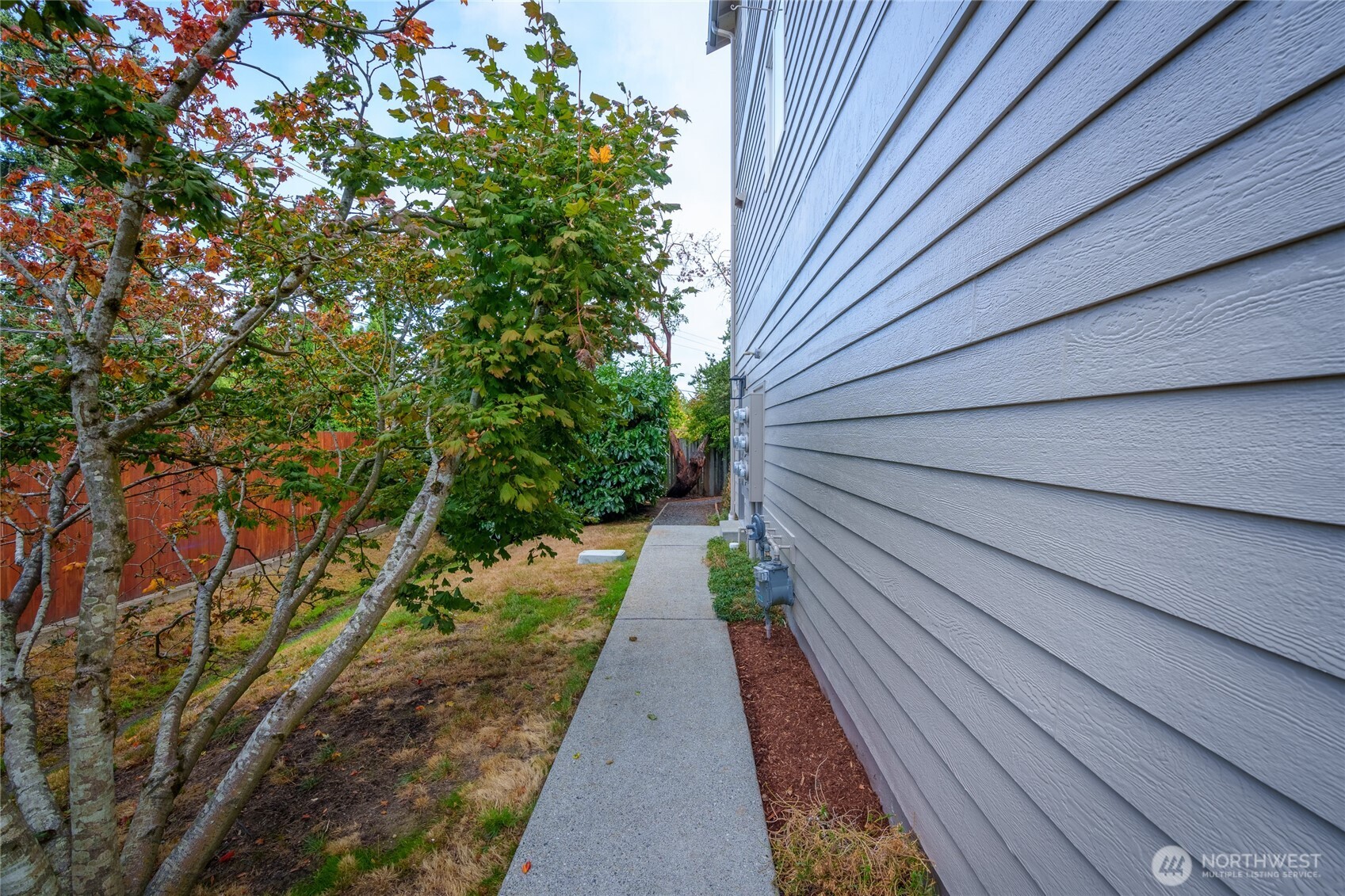 5911 200th Street SW, Lynnwood, WA 98036