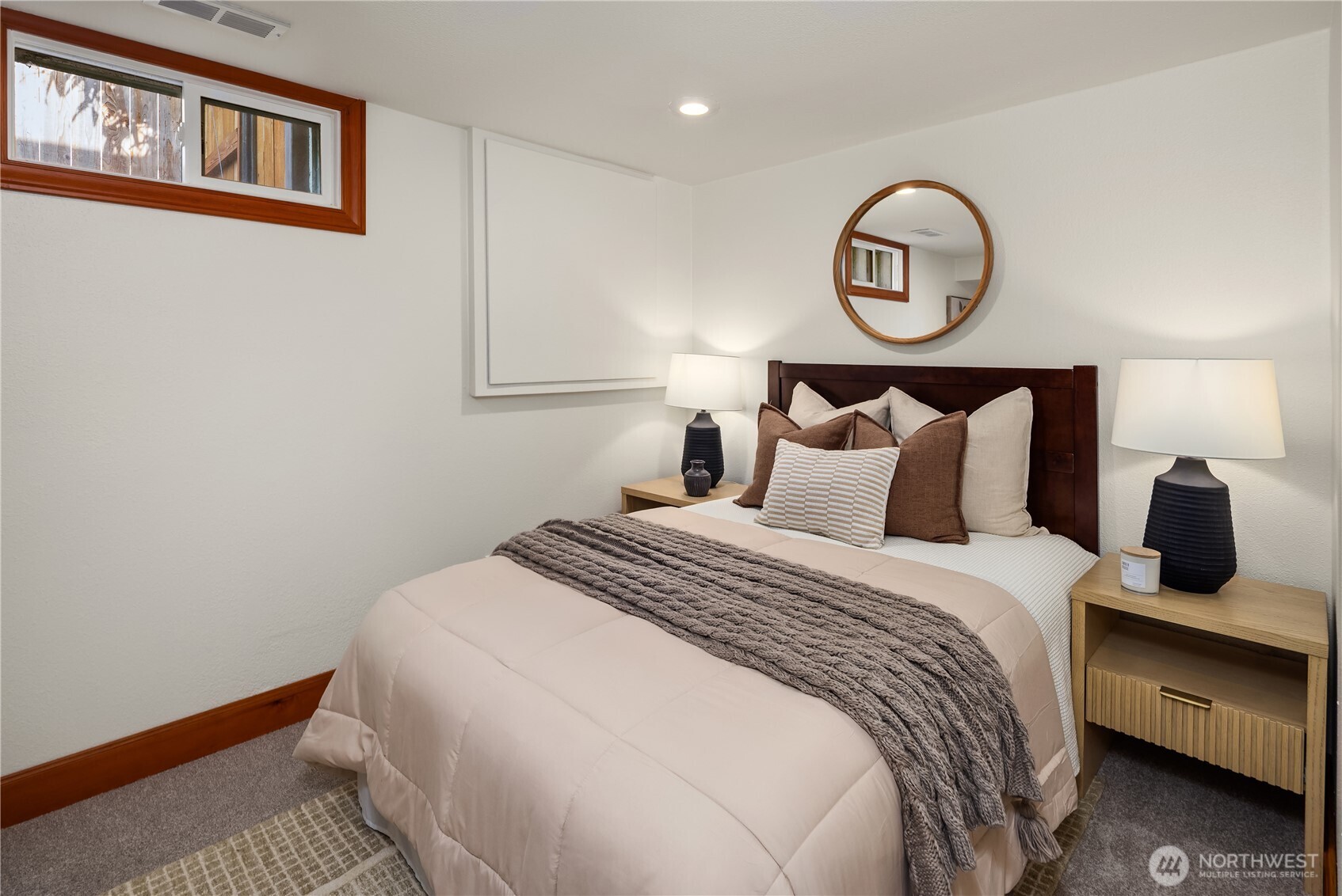 2459 24th Avenue E, Seattle, WA 98112