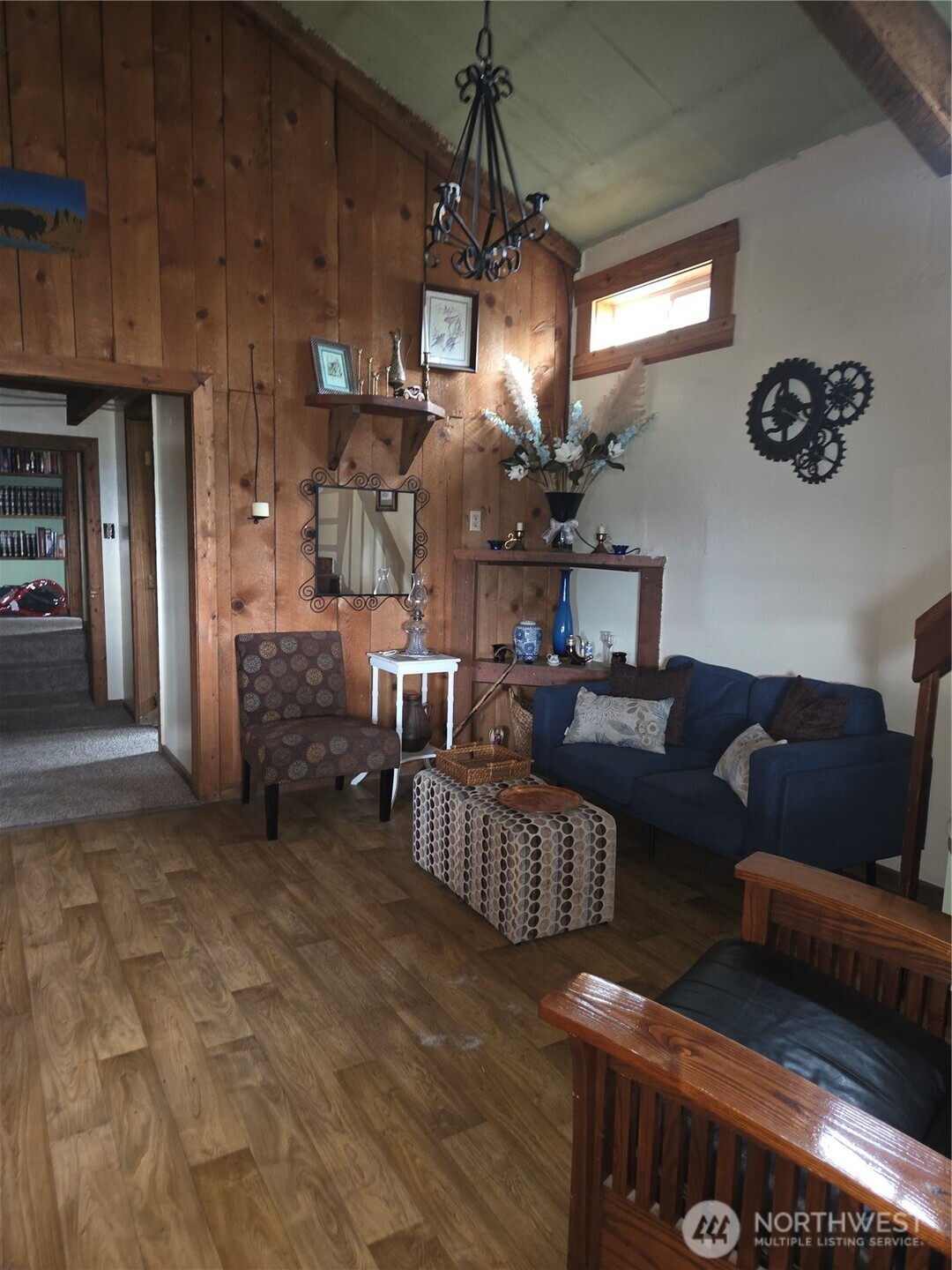 83 E Cayuse Mountain Road , Tonasket, WA 98855