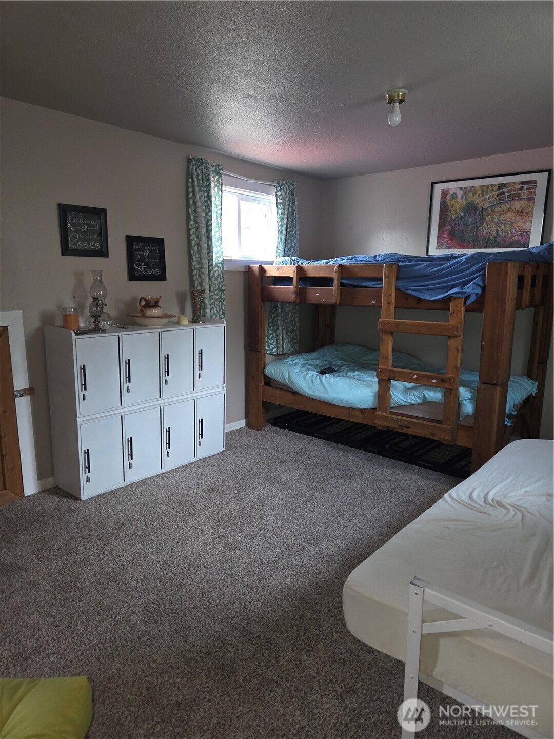 83 E Cayuse Mountain Road , Tonasket, WA 98855