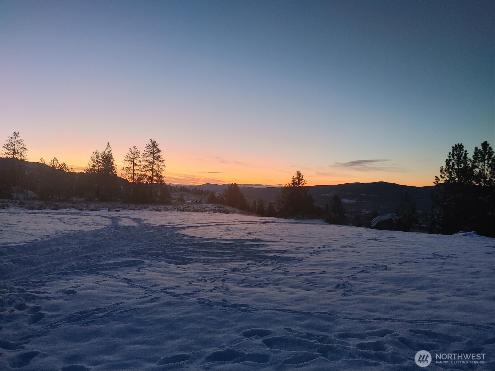 83 E Cayuse Mountain Road , Tonasket, WA 98855