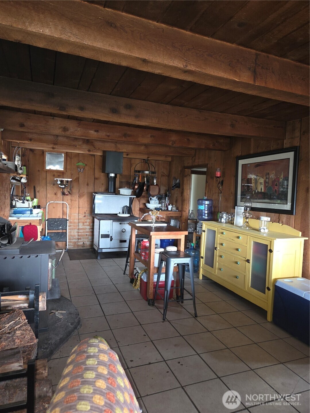 83 E Cayuse Mountain Road , Tonasket, WA 98855