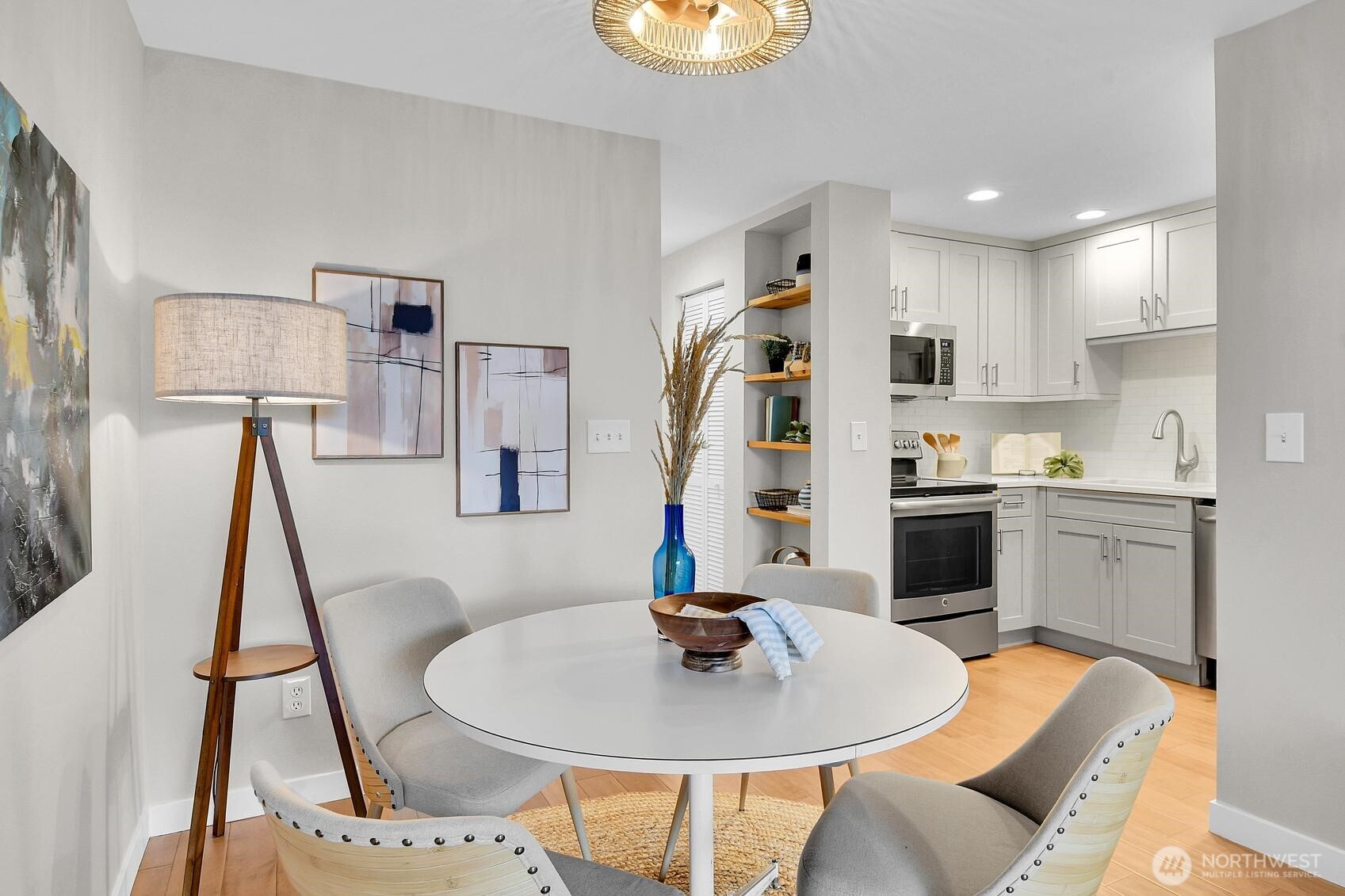 2350 10th Avenue E #111, Seattle, WA 98102