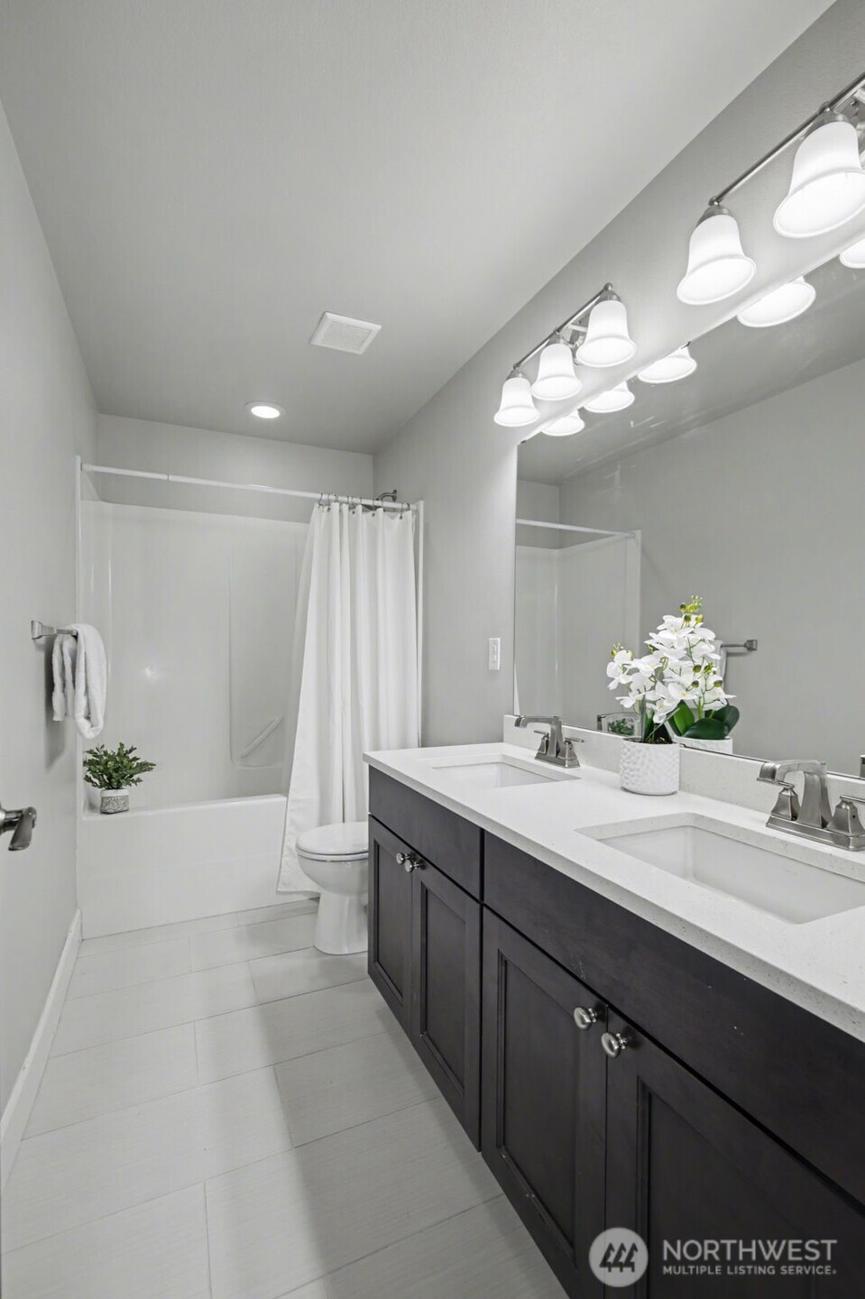 207 Fielding Street NE, Orting, WA 98360