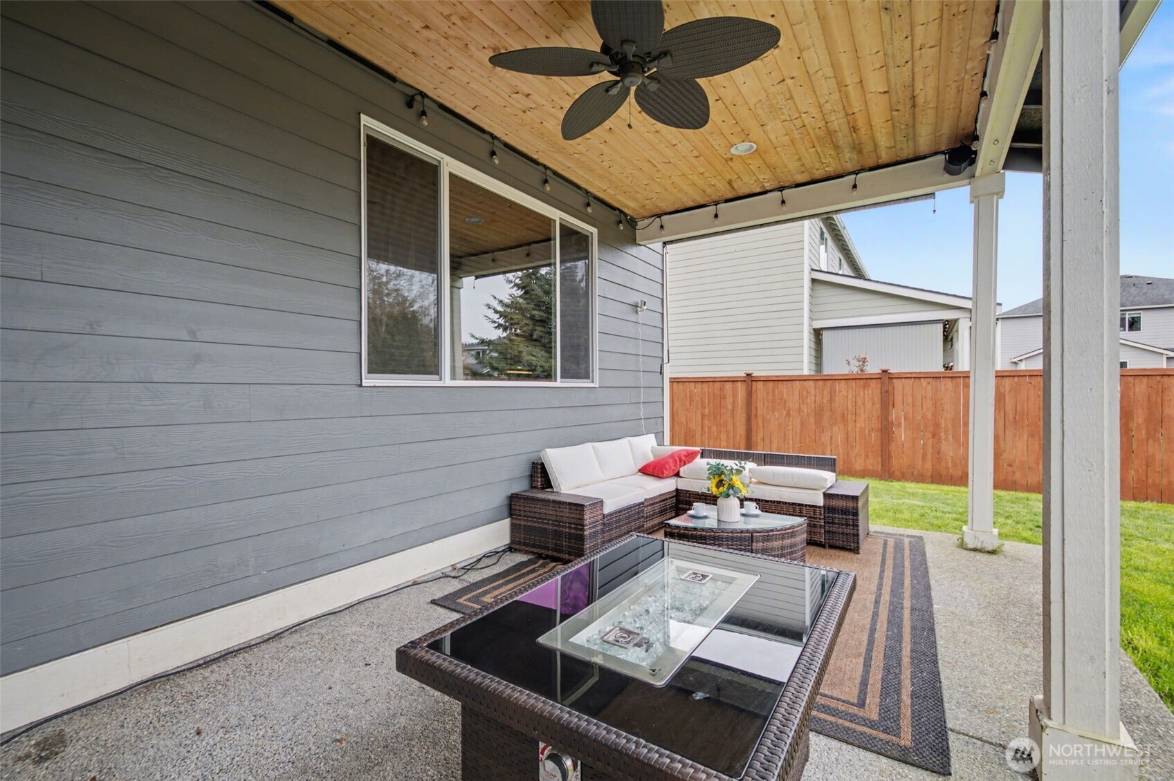 207 Fielding Street NE, Orting, WA 98360