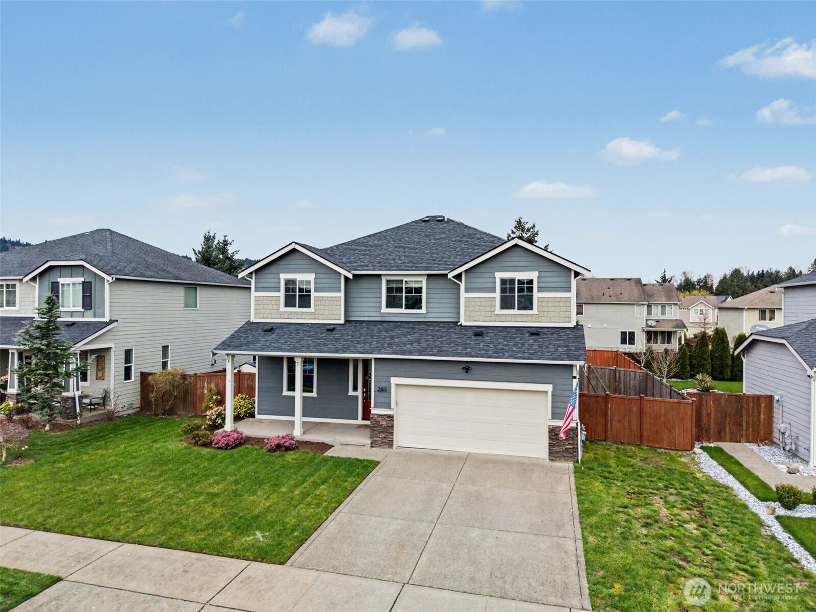 207 Fielding Street NE, Orting, WA 98360