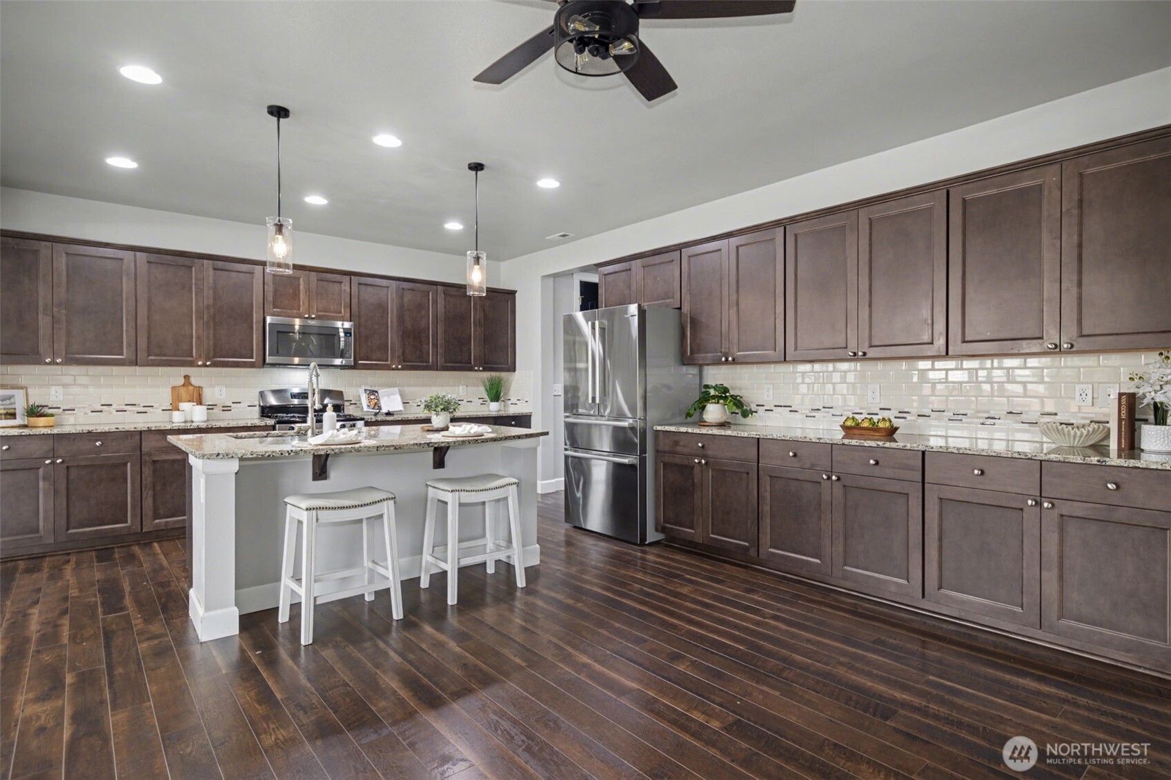 207 Fielding Street NE, Orting, WA 98360