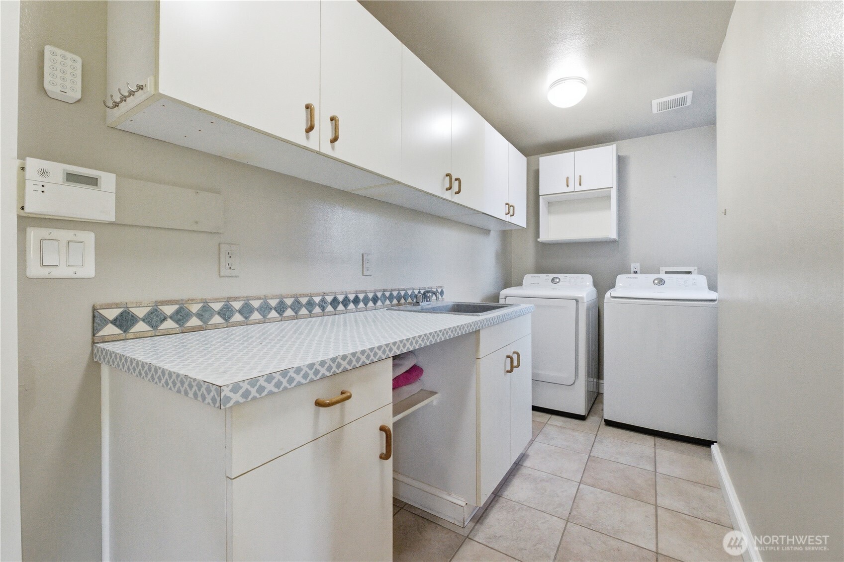 1705 26Th Street Pl SW, Puyallup, WA 98371