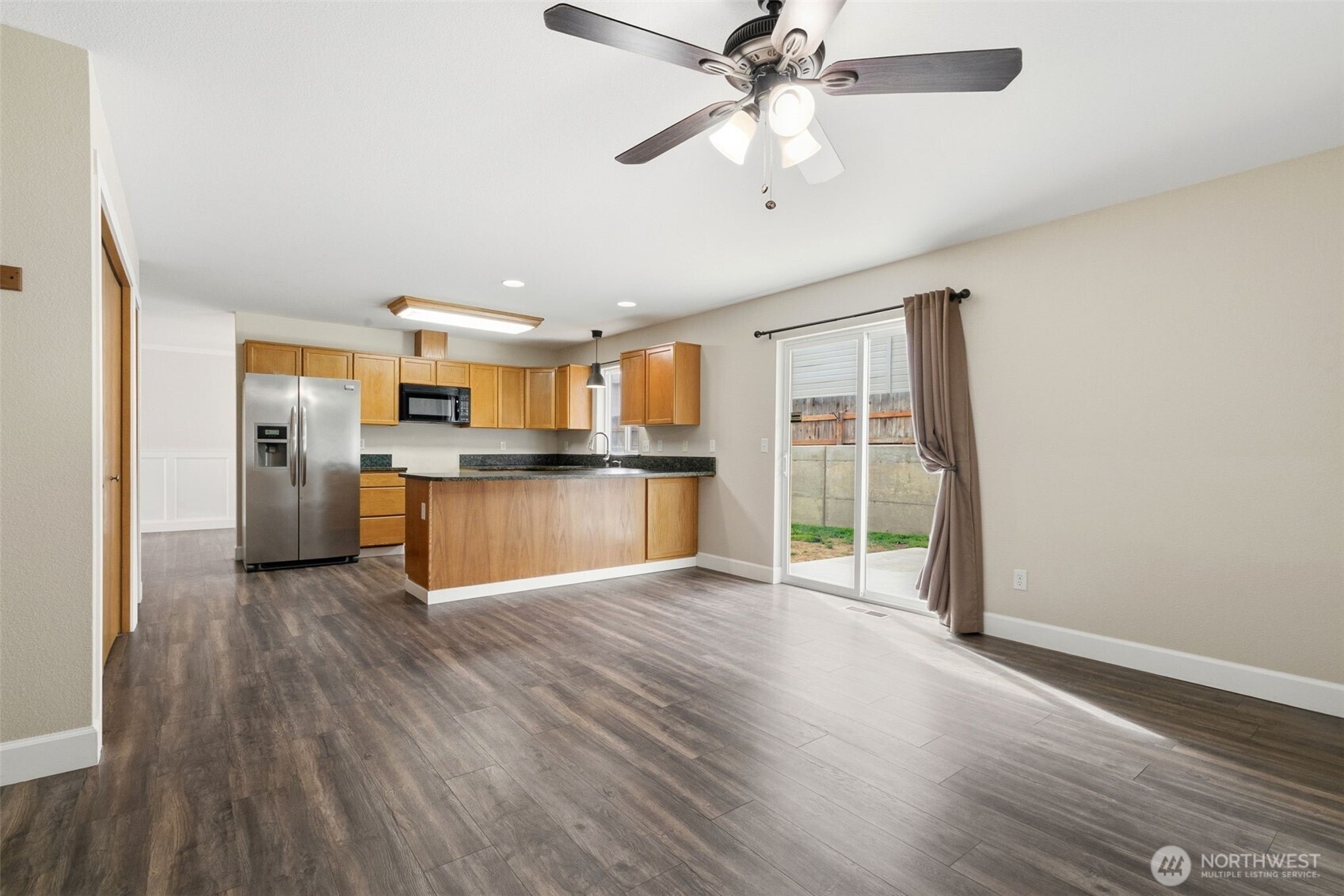 402 Lacey Avenue , Selah, WA 98942