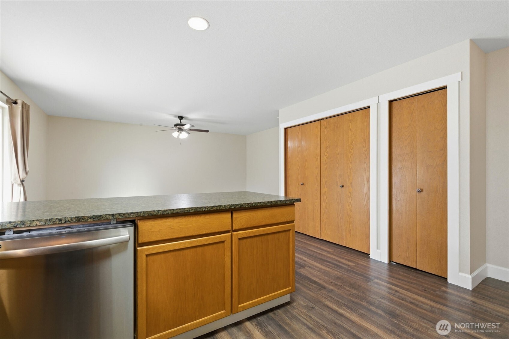 402 Lacey Avenue , Selah, WA 98942