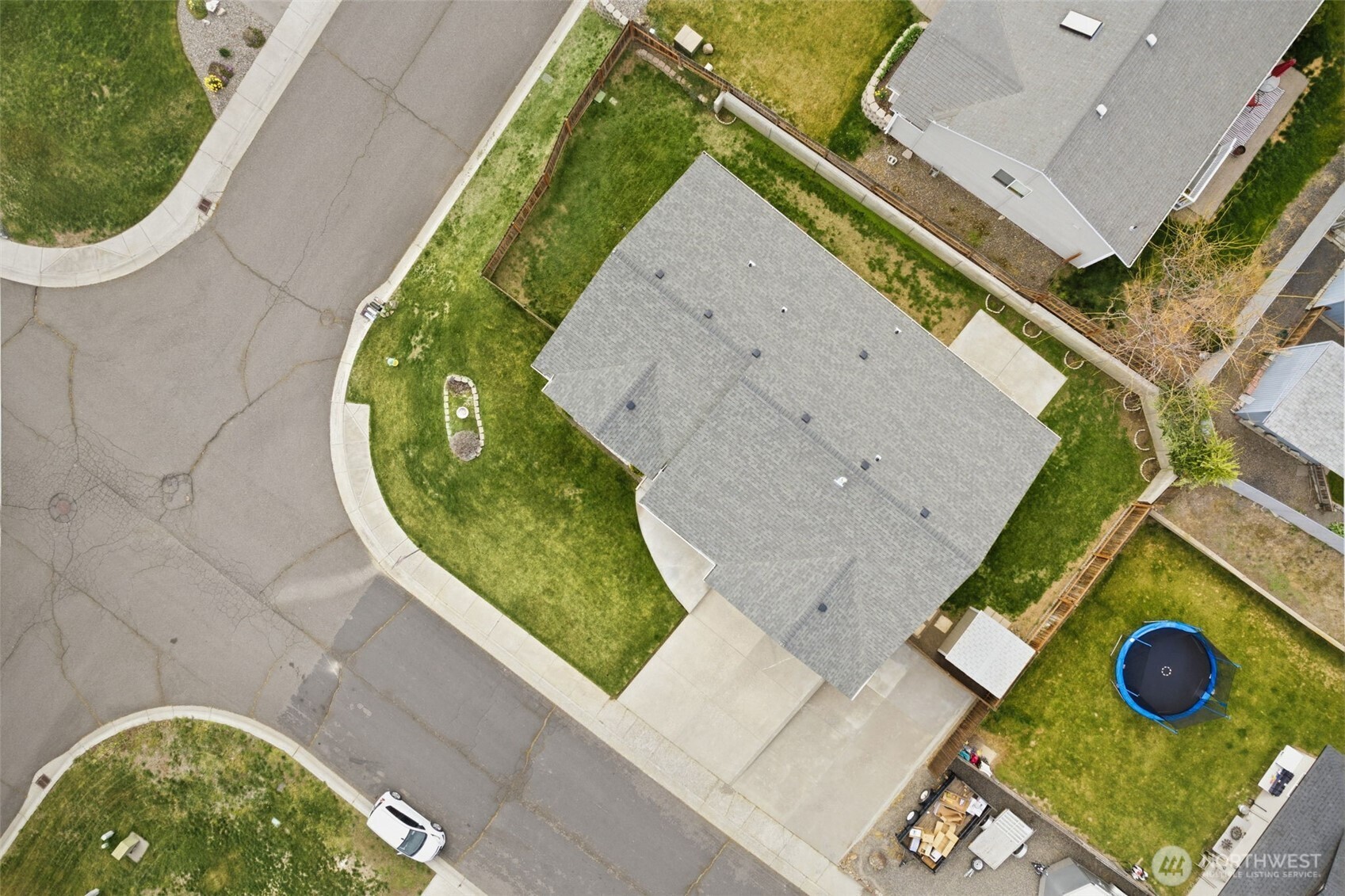 402 Lacey Avenue , Selah, WA 98942