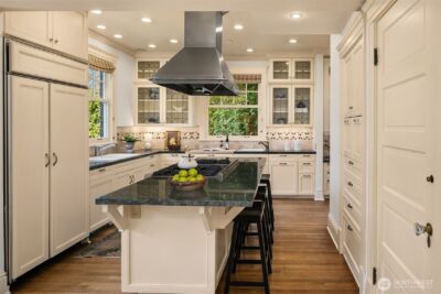 2647 Cascadia Avenue S, Seattle, WA 98144 - Photo 16