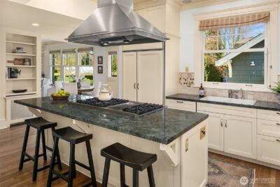 2647 Cascadia Avenue S, Seattle, WA 98144 - Photo 19