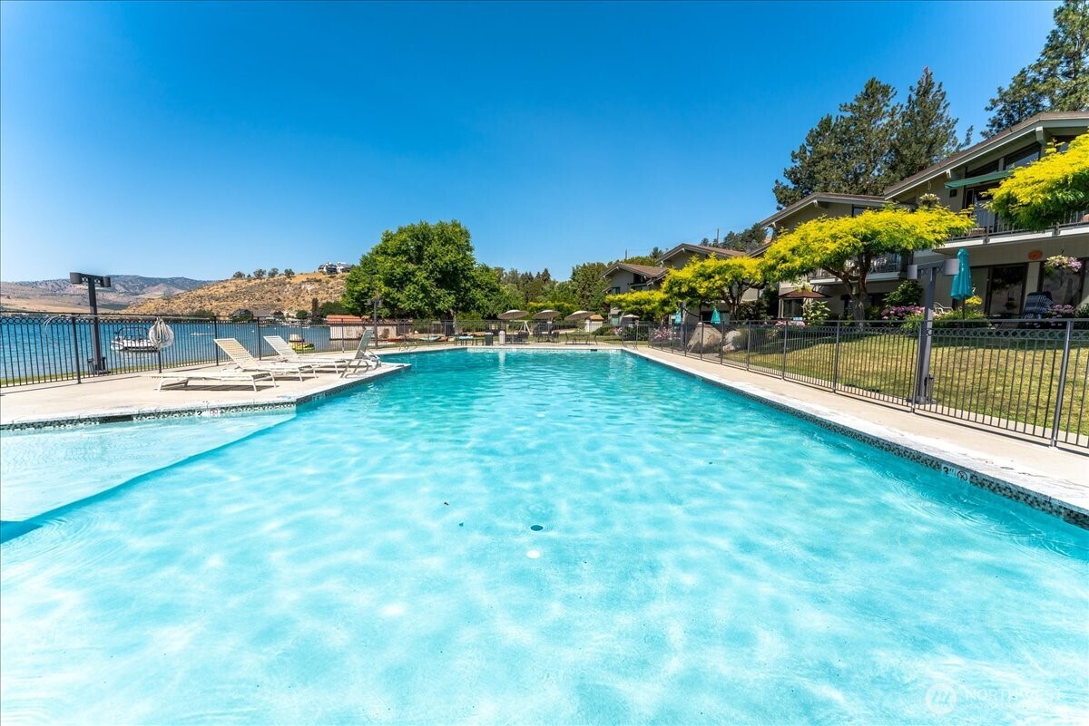 104 Spader Bay Road #47, Chelan, WA 98816