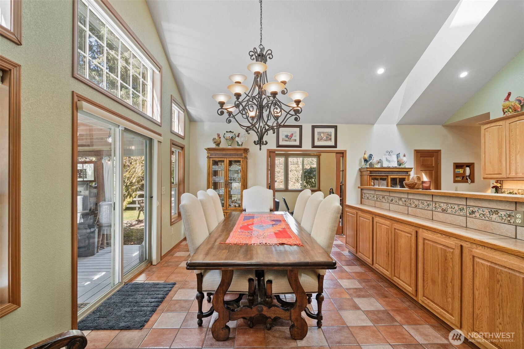 5007 Foxtrail Drive NE, Olympia, WA 98516-2121