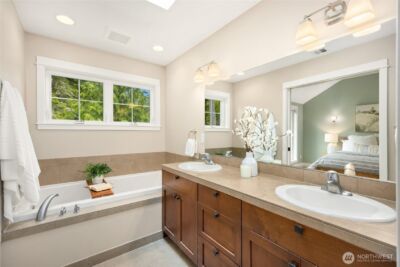 3029 Yankee Girl Circle NE, Bainbridge Island, WA 98110 - Photo 17