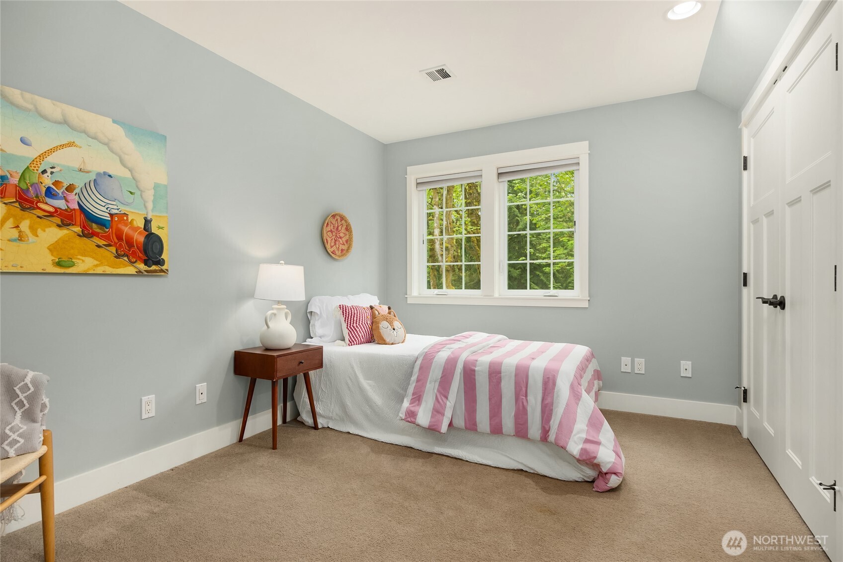 3029 Yankee Girl Circle NE, Bainbridge Island, WA 98110