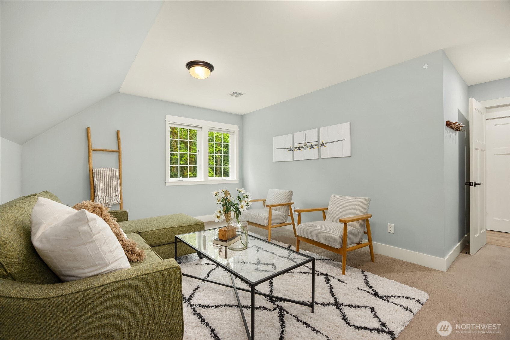 3029 Yankee Girl Circle NE, Bainbridge Island, WA 98110