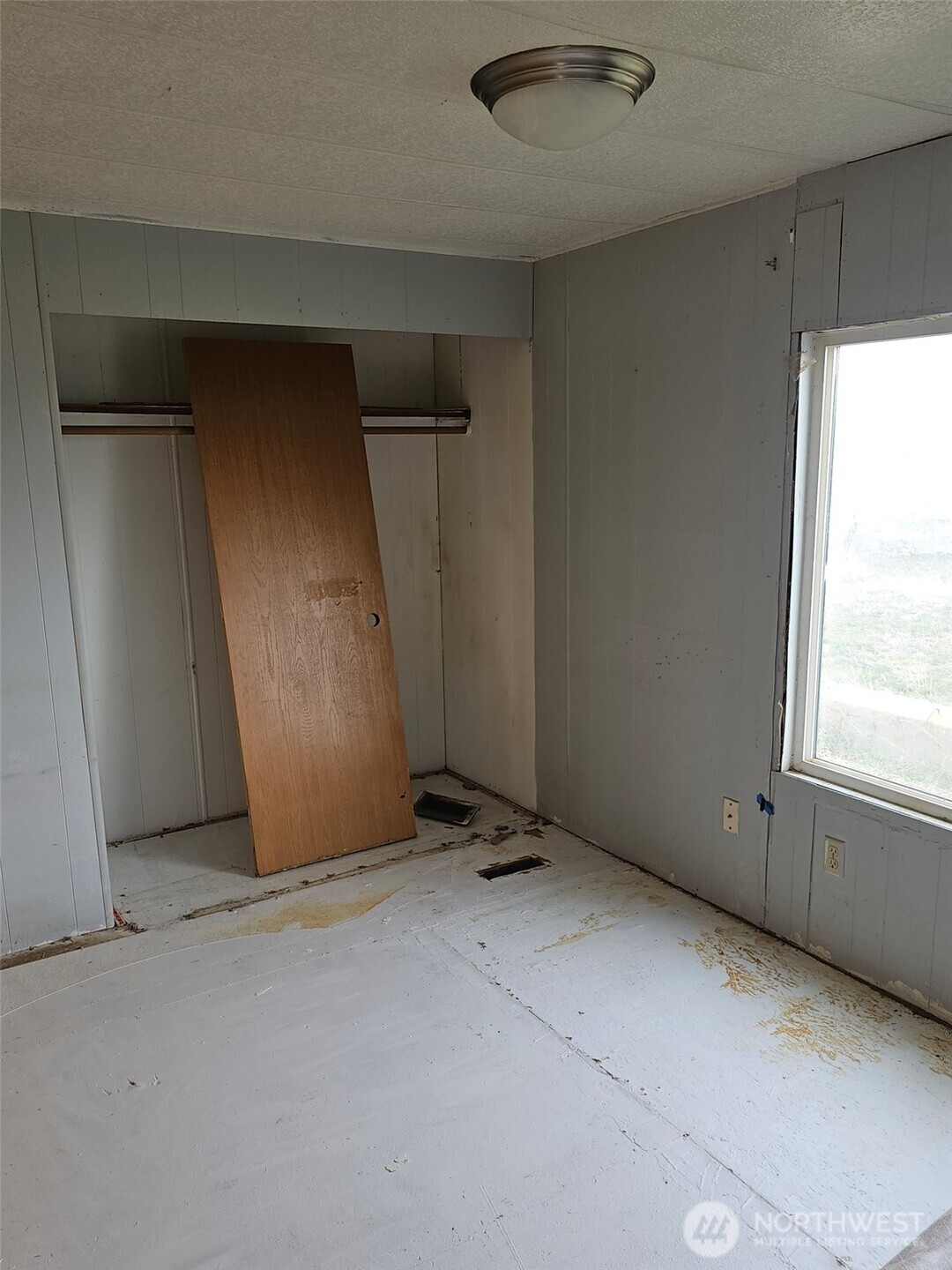 32498 Crick , Wilbur, WA 99185