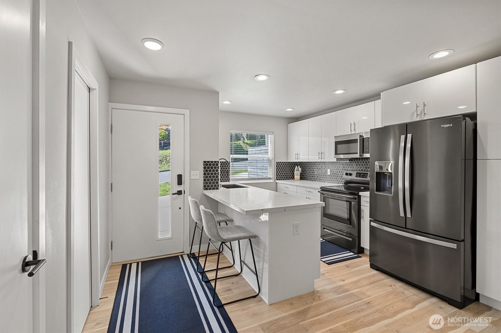 2535 SE I St #A, Tacoma, WA 98405