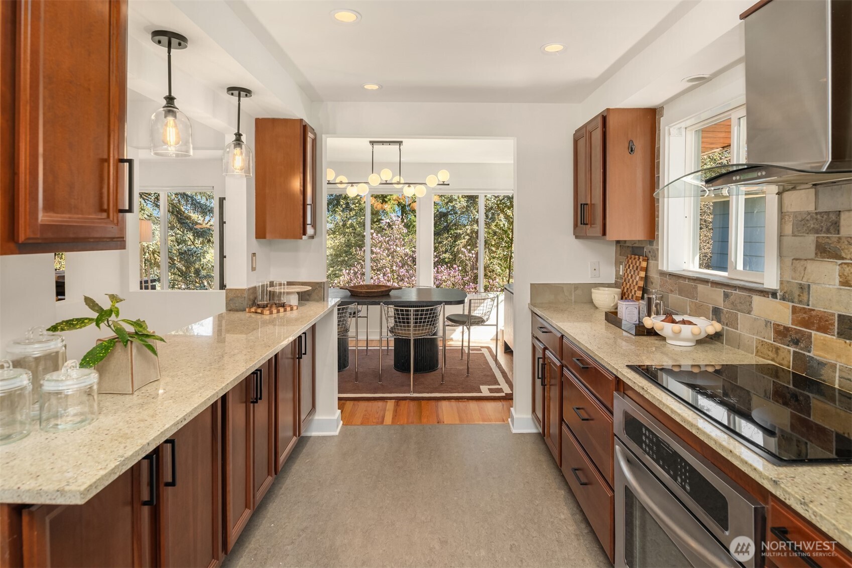 11544 24th Avenue NE, Seattle, WA 98125