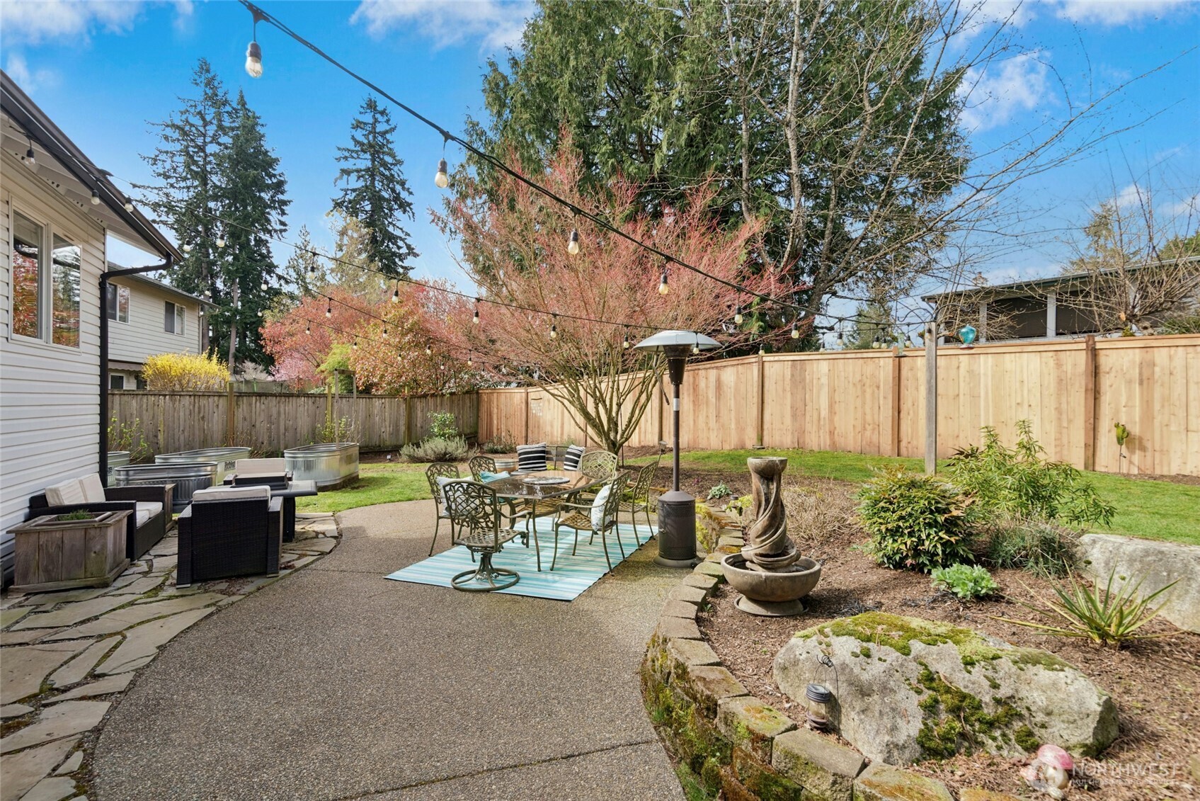 2413 101st Street SE, Everett, WA 98208