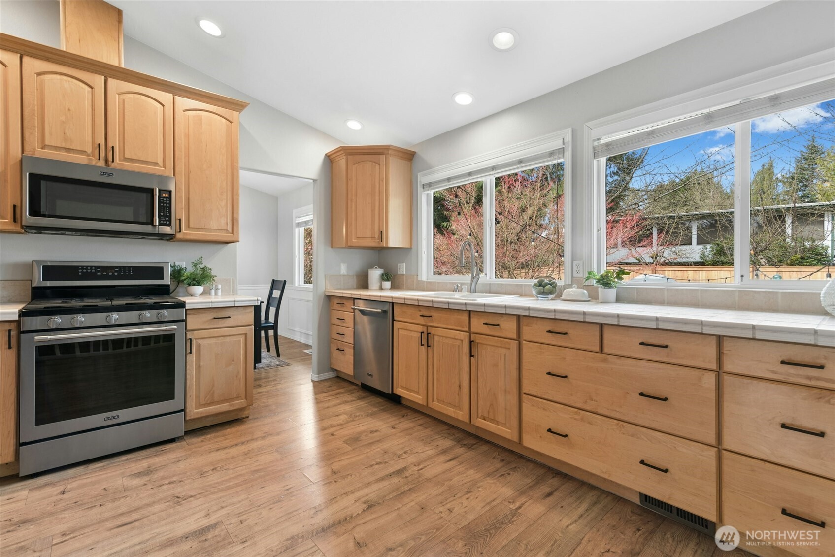 2413 101st Street SE, Everett, WA 98208