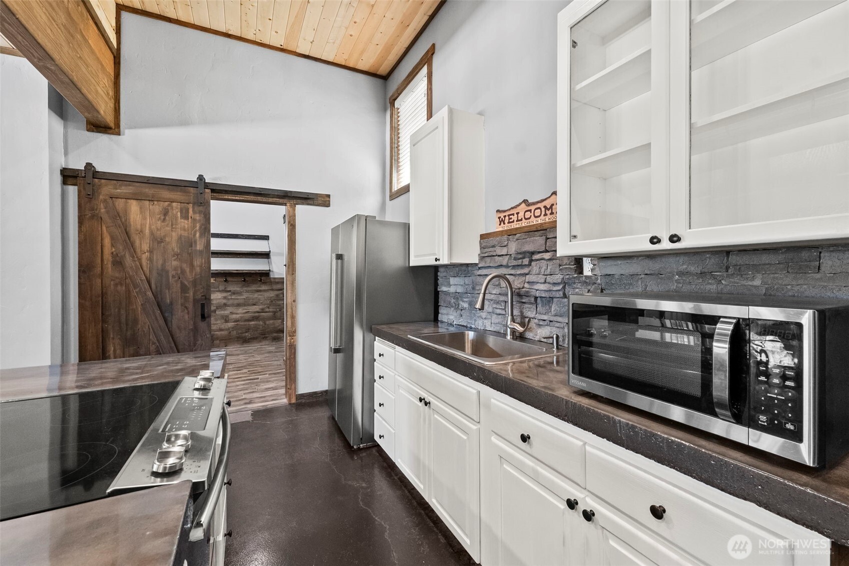 130 Horse Heaven Road , Cle Elum, WA 98922