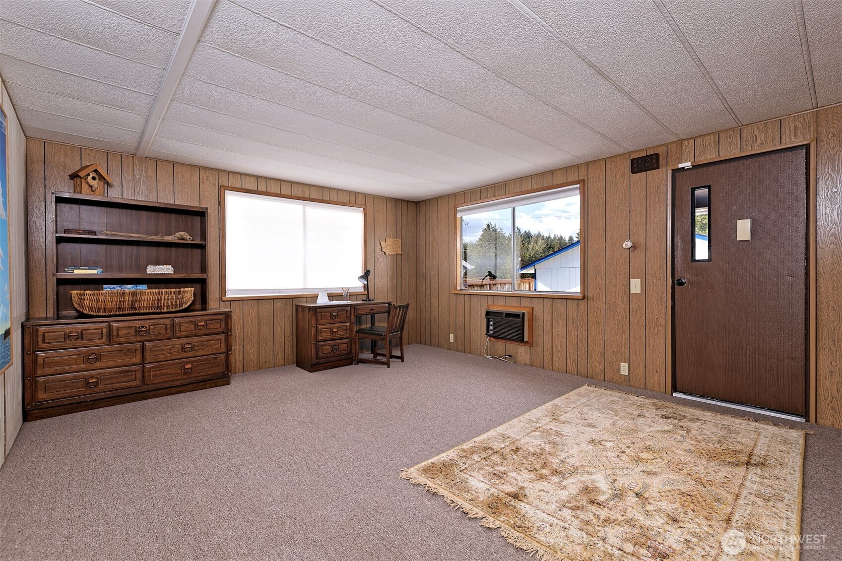 240 E Orchard Beach Drive , Grapeview, WA 98546