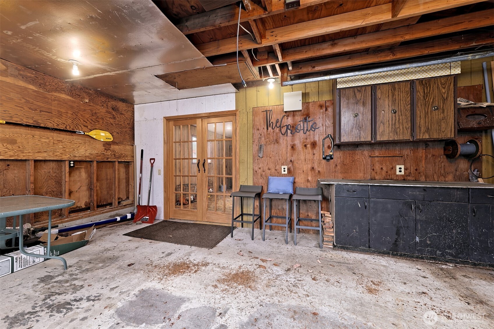 240 E Orchard Beach Drive , Grapeview, WA 98546