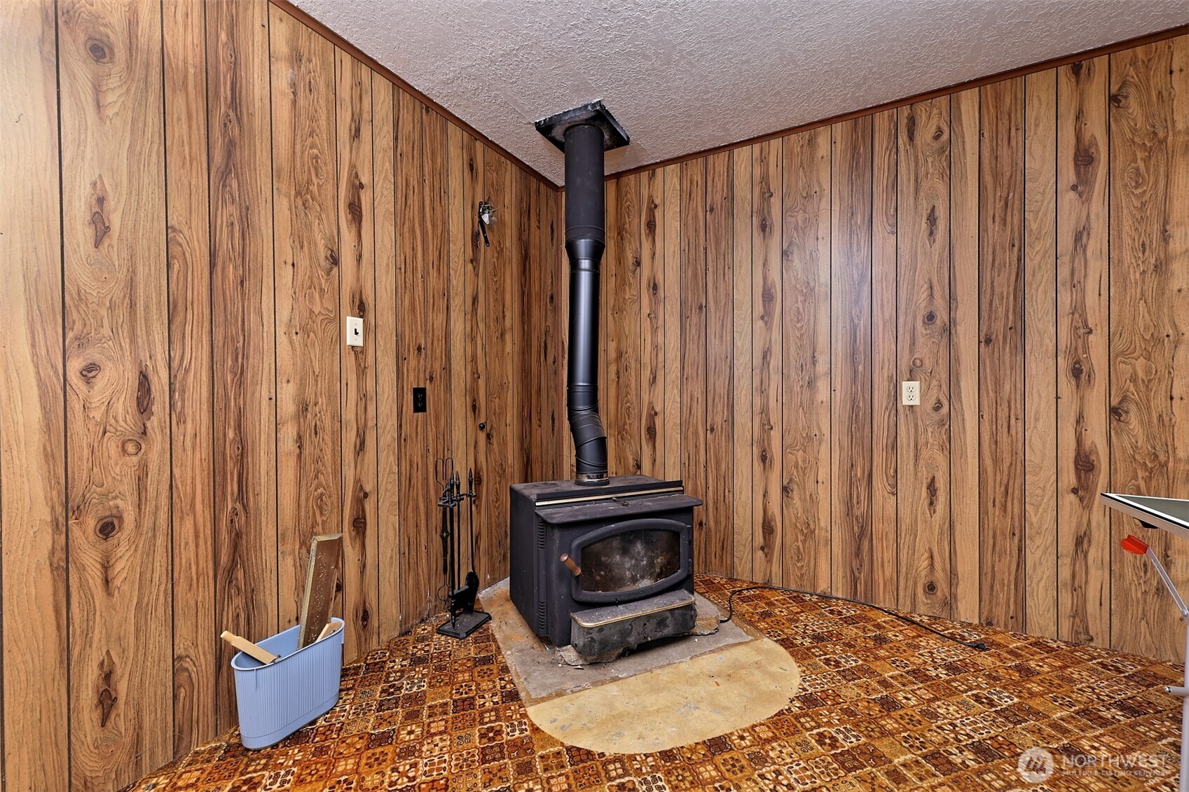 240 E Orchard Beach Drive , Grapeview, WA 98546
