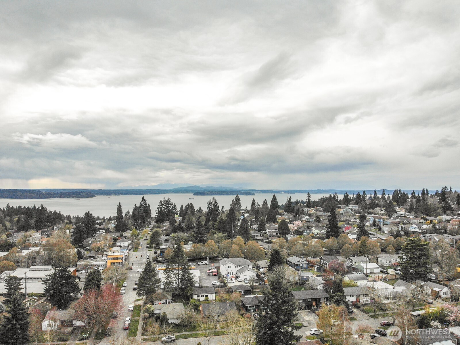 8856 32ND Avenue SW #A, Seattle, WA 98126