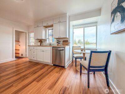 8856 32ND Avenue SW #A, Seattle, WA 98126 - Photo 6