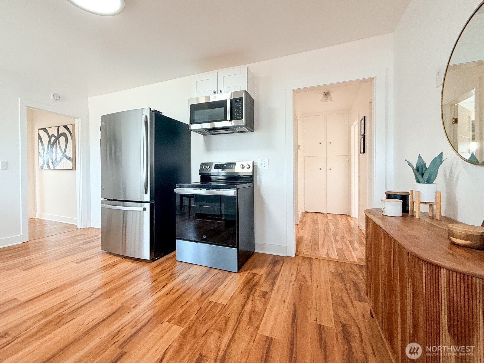 8856 32ND Avenue SW #A, Seattle, WA 98126