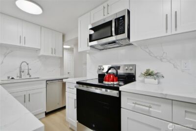 5720 37th Avenue S, Seattle, WA 98118 - Photo 12