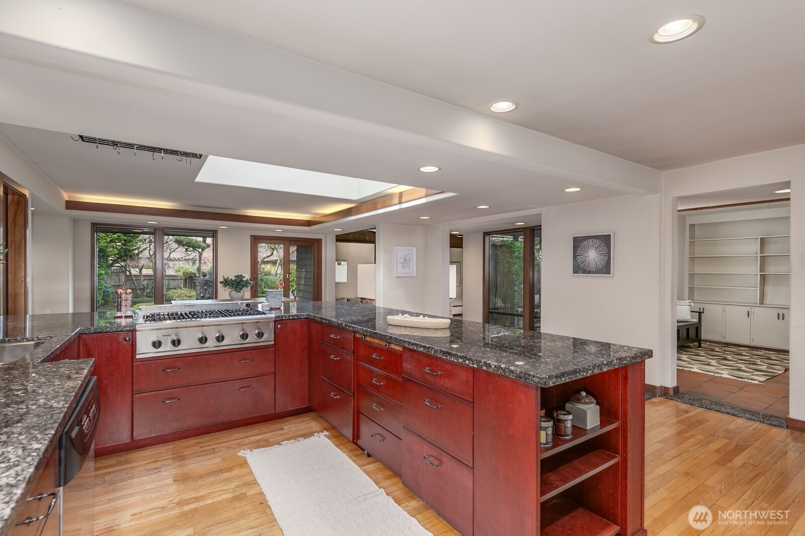 606 Wetmore Avenue , Everett, WA 98201