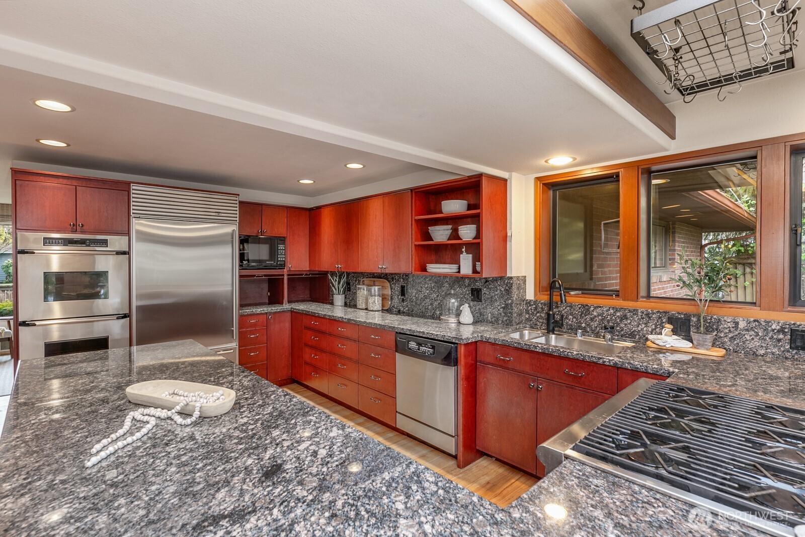 606 Wetmore Avenue , Everett, WA 98201