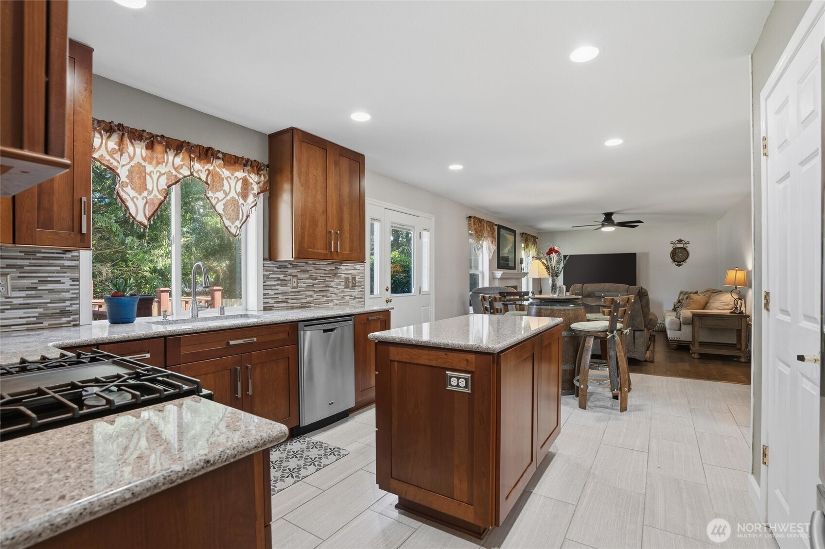 11949 Mayfair Avenue SW, Port Orchard, WA 98367
