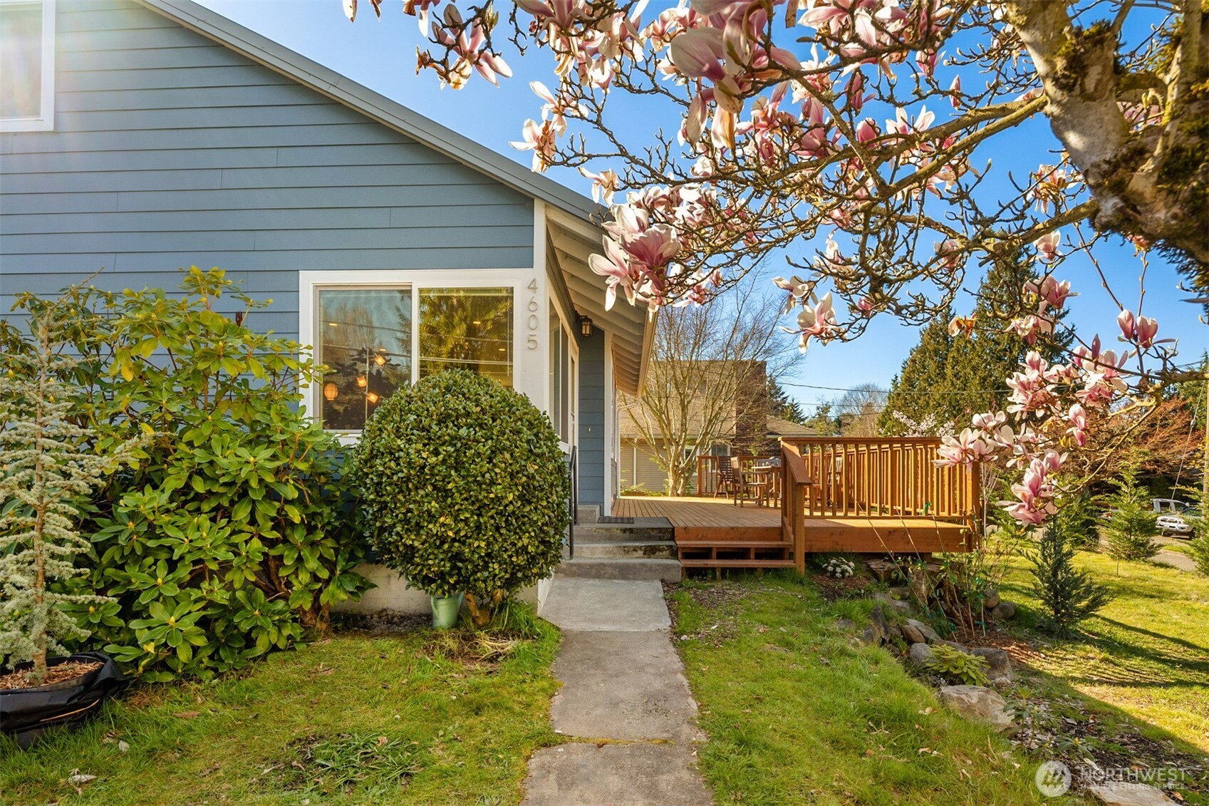 4605 49th Avenue S, Seattle, WA 98118